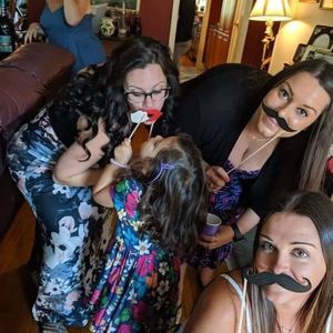 Meet your Posher, Danielle